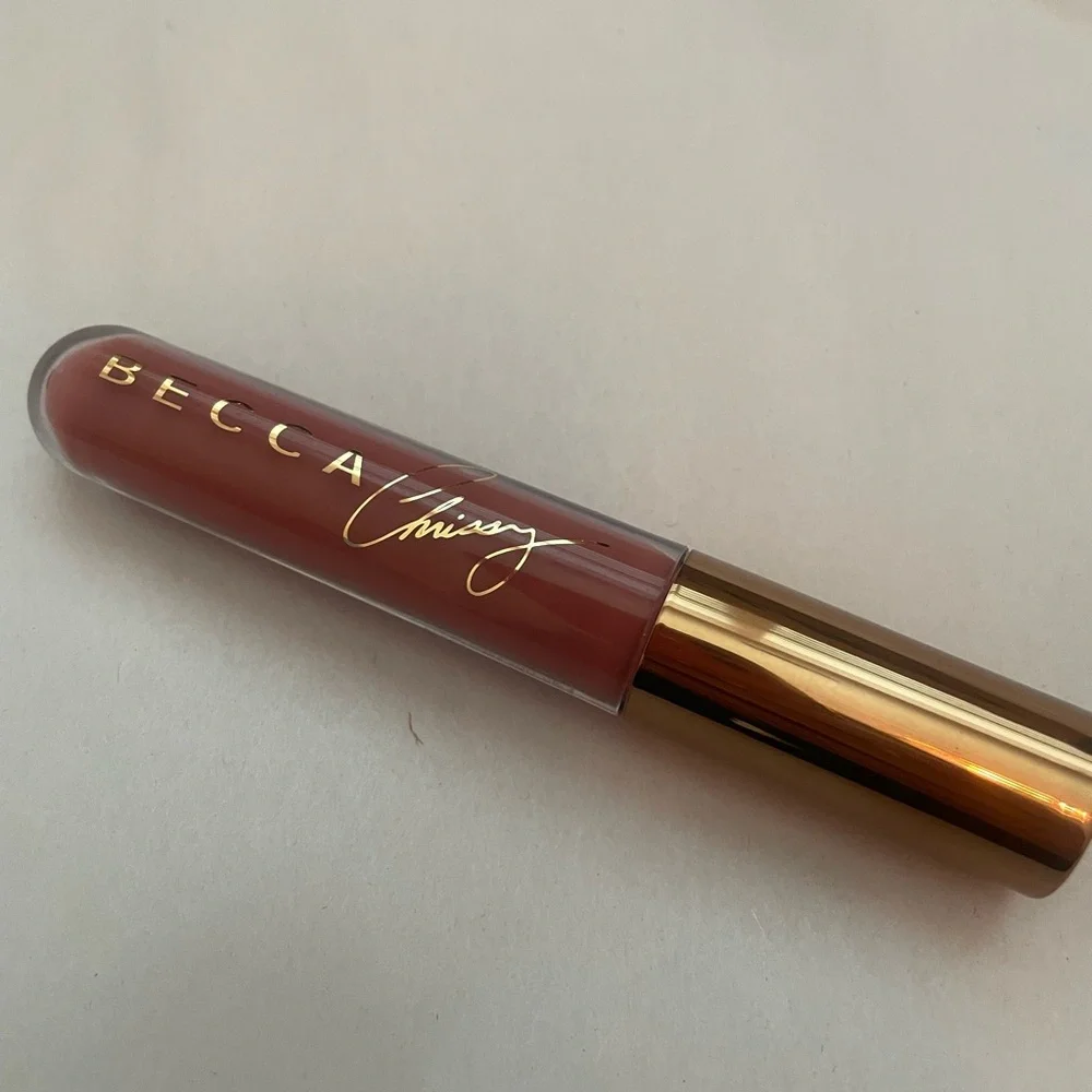 NEW BECCA x Chrissy Teigen Lip Souffle in Red Velvet